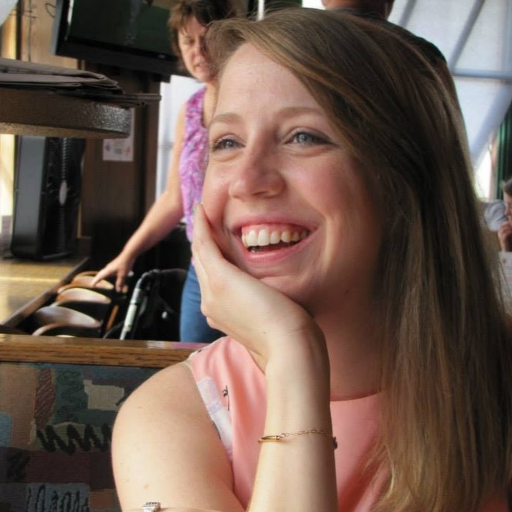 Meet your Posher, Becca